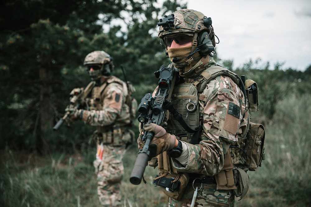 JAGDKOMMANDO Das Ist Der Neue Kampfanzug SPARTANAT