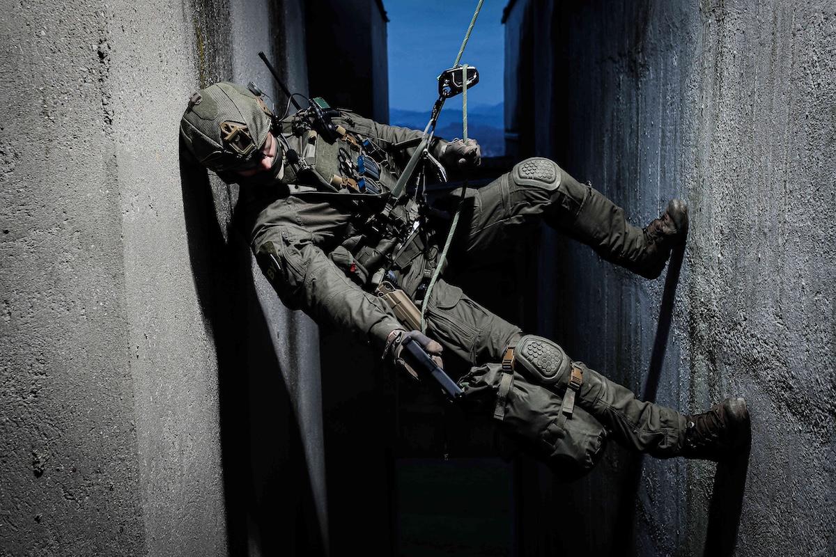 Lindnerhof_jakob-kolbeck_curv-sit-harness