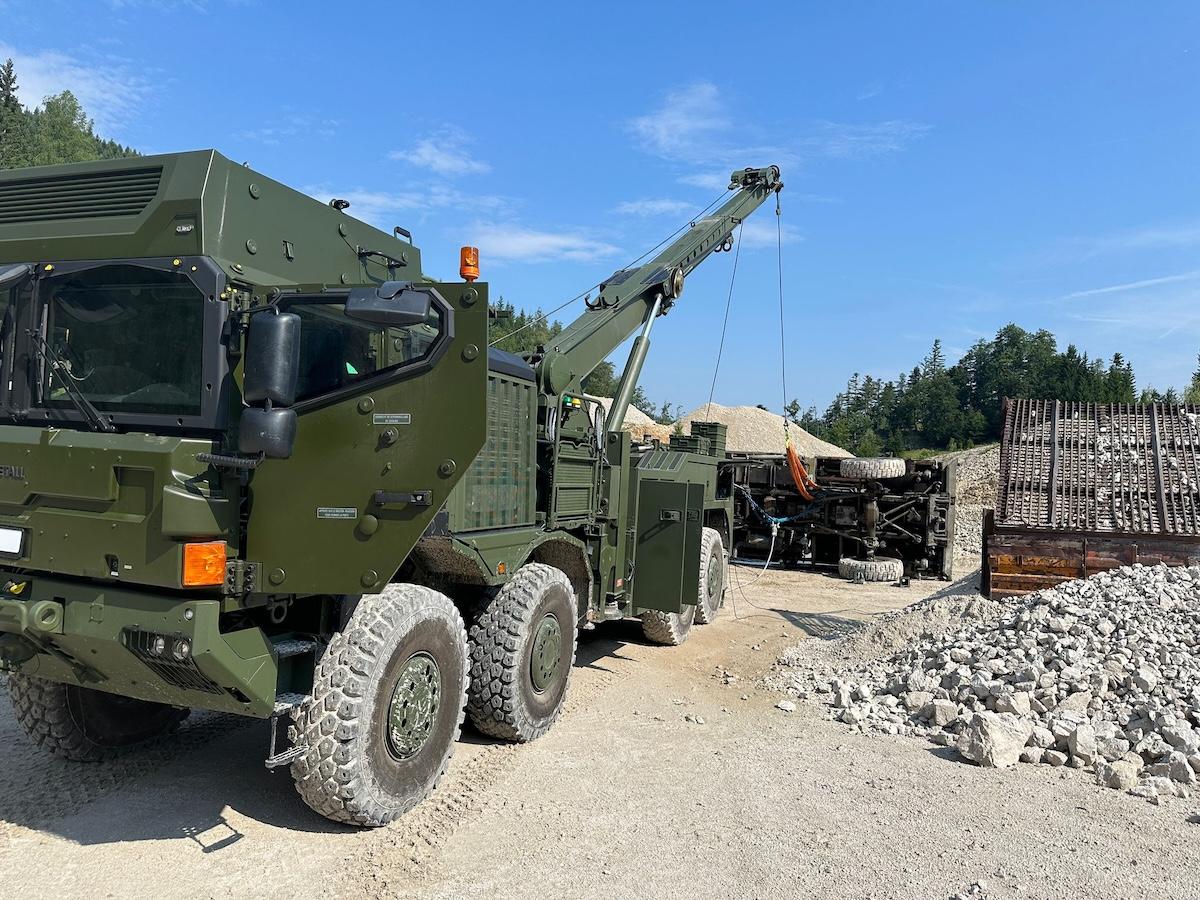 Rheinmetall Kanada Schlepper 3